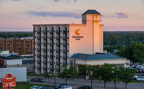 Comfort Inn Fallsview Niagara Falls on Canada